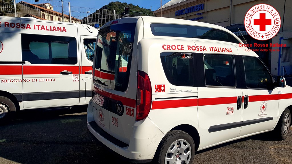 Vettura Croce Rossa Fondazione Ciani