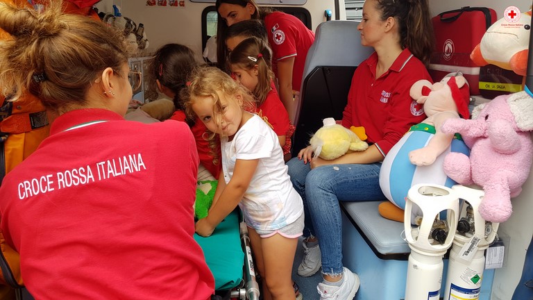 Ambulanza dei pupazzi Croce Rossa La Spezia
